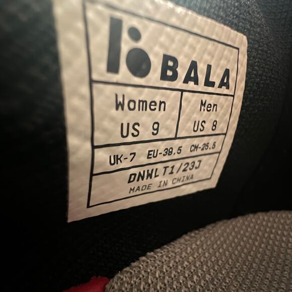 Bala Twelves Nocturnal Lace Up Black Nursing Shoes Sneakers Women Size 9 - Picture 10 of 13